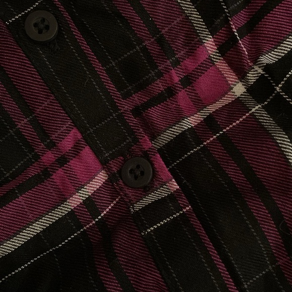 PLUS Torrid 90s-inspired plaid challis dress ✨ black + purple ✨ sizes 1 + 2 - Picture 5 of 8